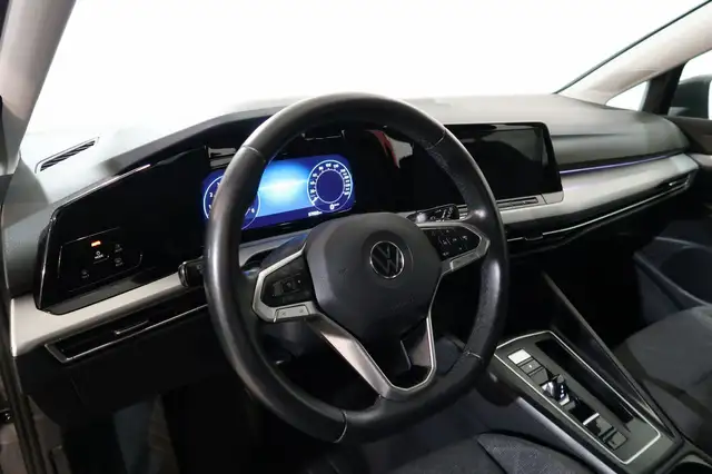 Volkswagen Golf view 2