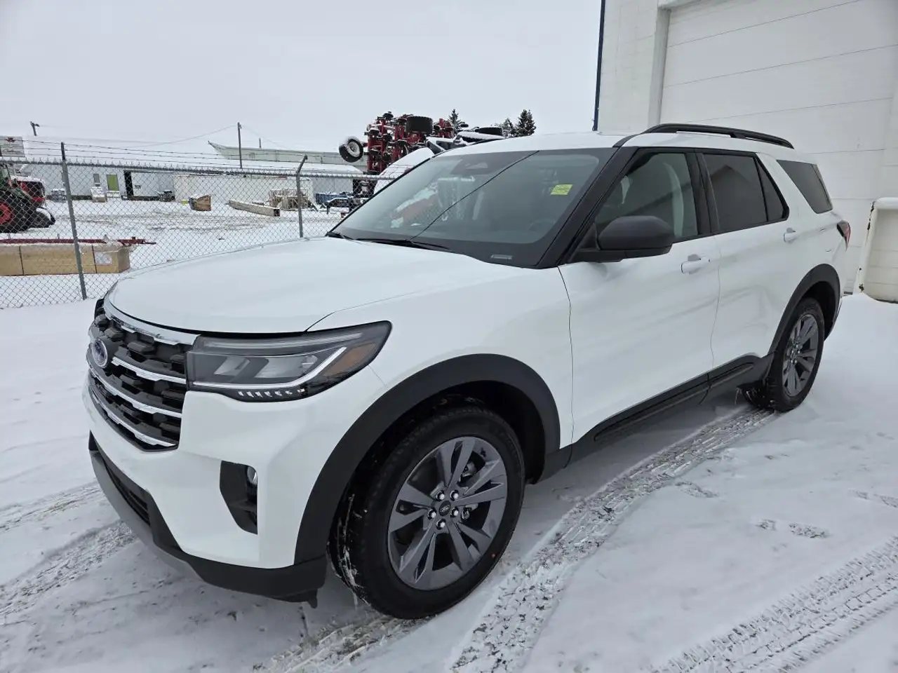 Ford Explorer снимка Ford Explorer