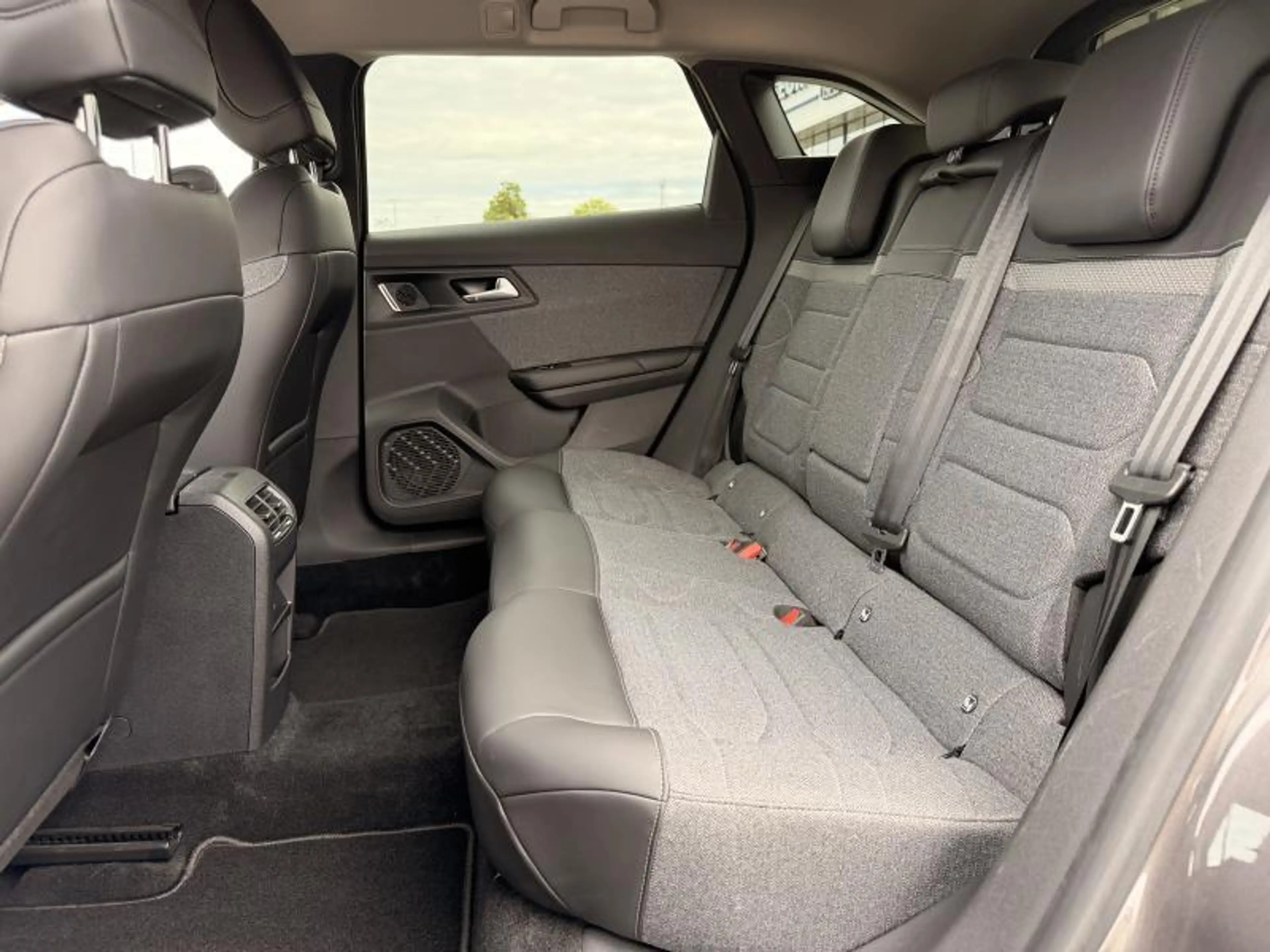 Citroen C5 X AUTOMAAT met slechts 4.500km van 1e eigenaar !!! — photo 14