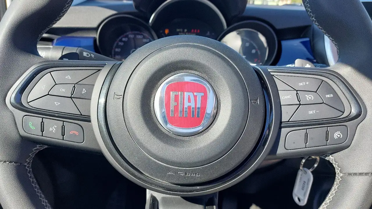 Fiat 500 X Yacht Club Capri Automatik/Assistenzsysteme, миниатюра 8
