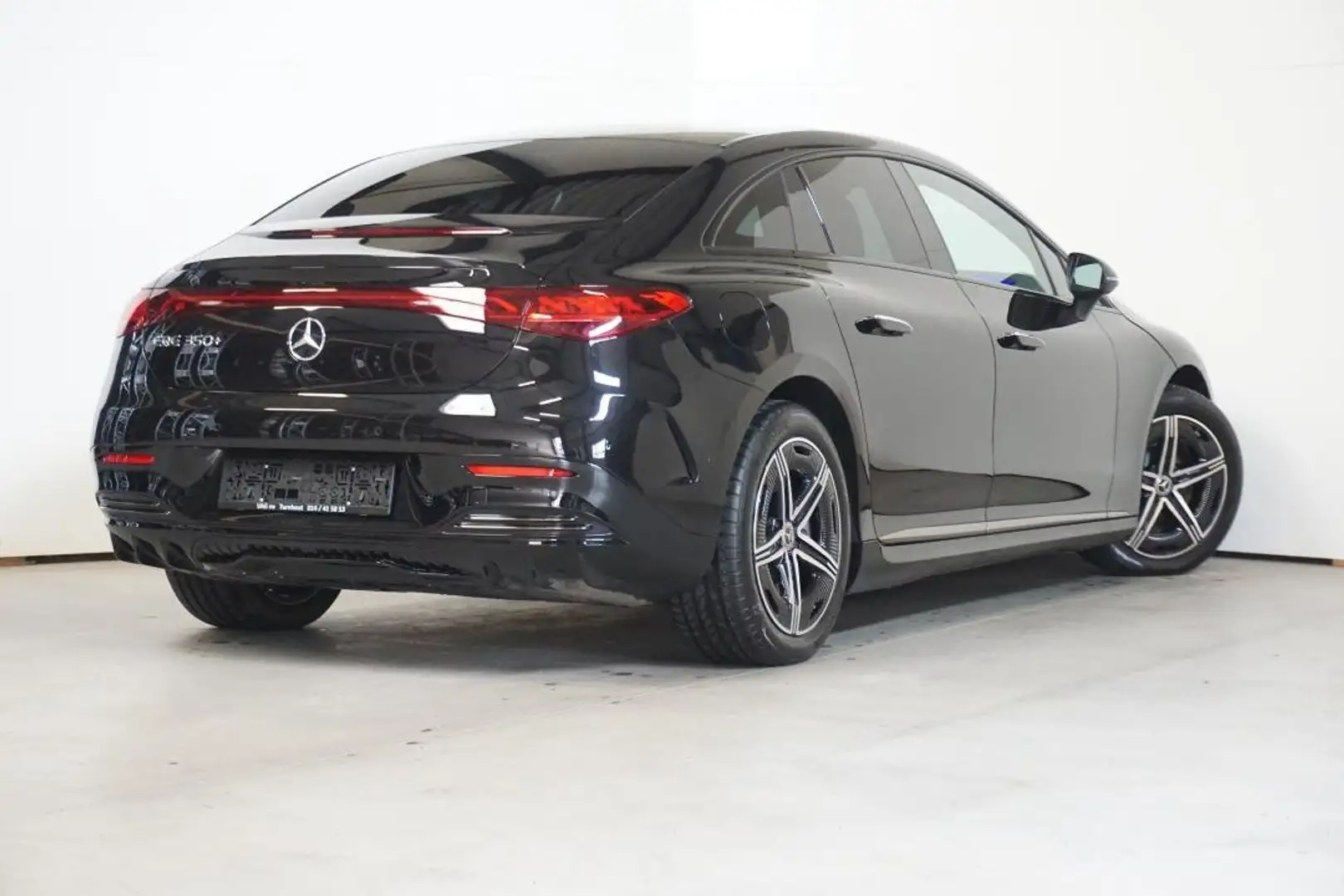 Mercedes-Benz EQE 350 AMG - PANO DAK-TREKHAAK WEGKLAPBAAR-NIGHT PAKKET Zwart - 2