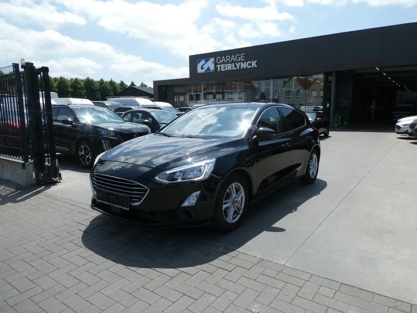 Ford Focus 5d 1.0i benzine 100pk Titanium '19 114000km (38504 Noir - 1