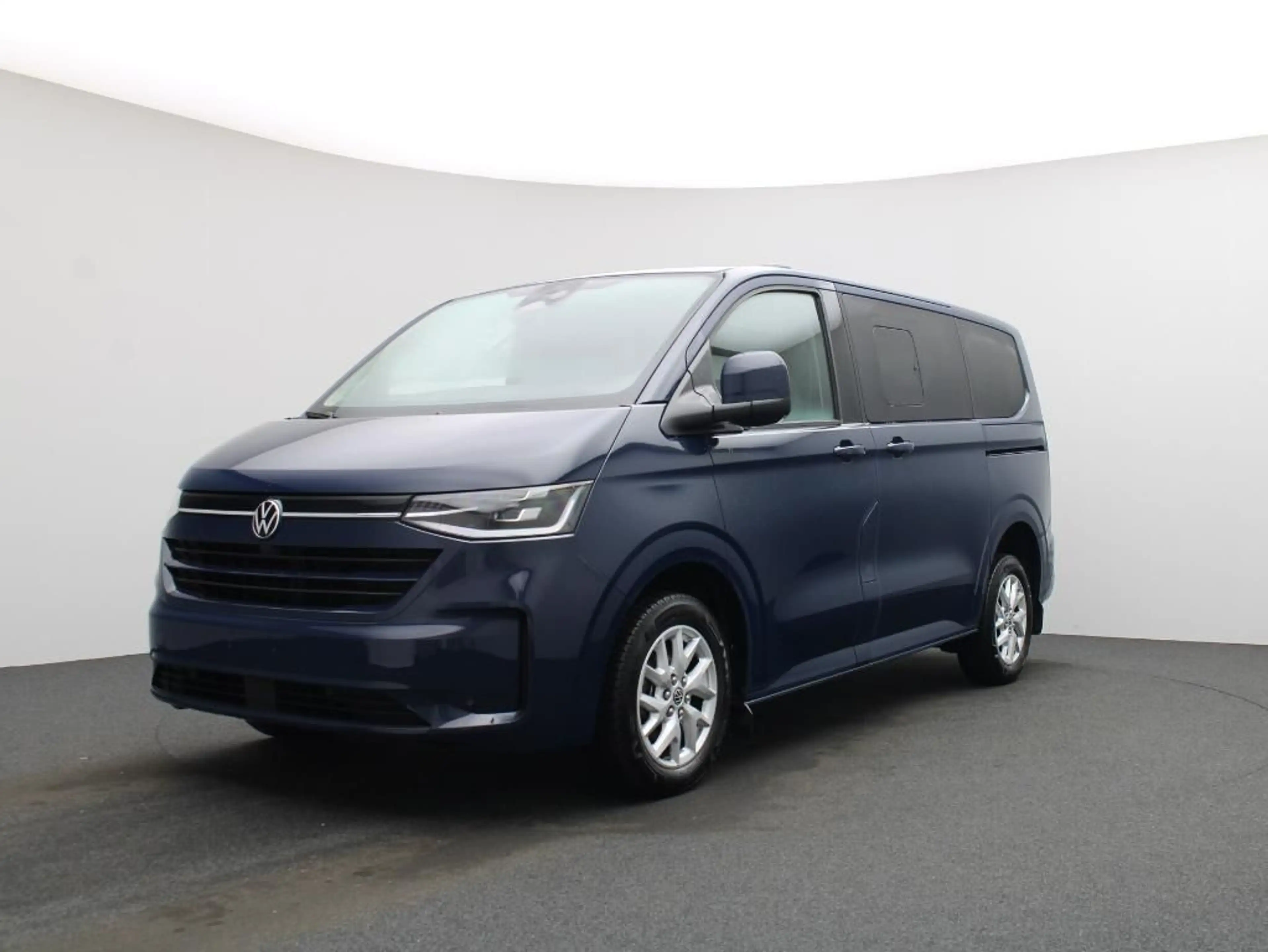 Volkswagen T7 Caravelle Style 2.0 TDI DSG AHK R-KAMERA — photo 2