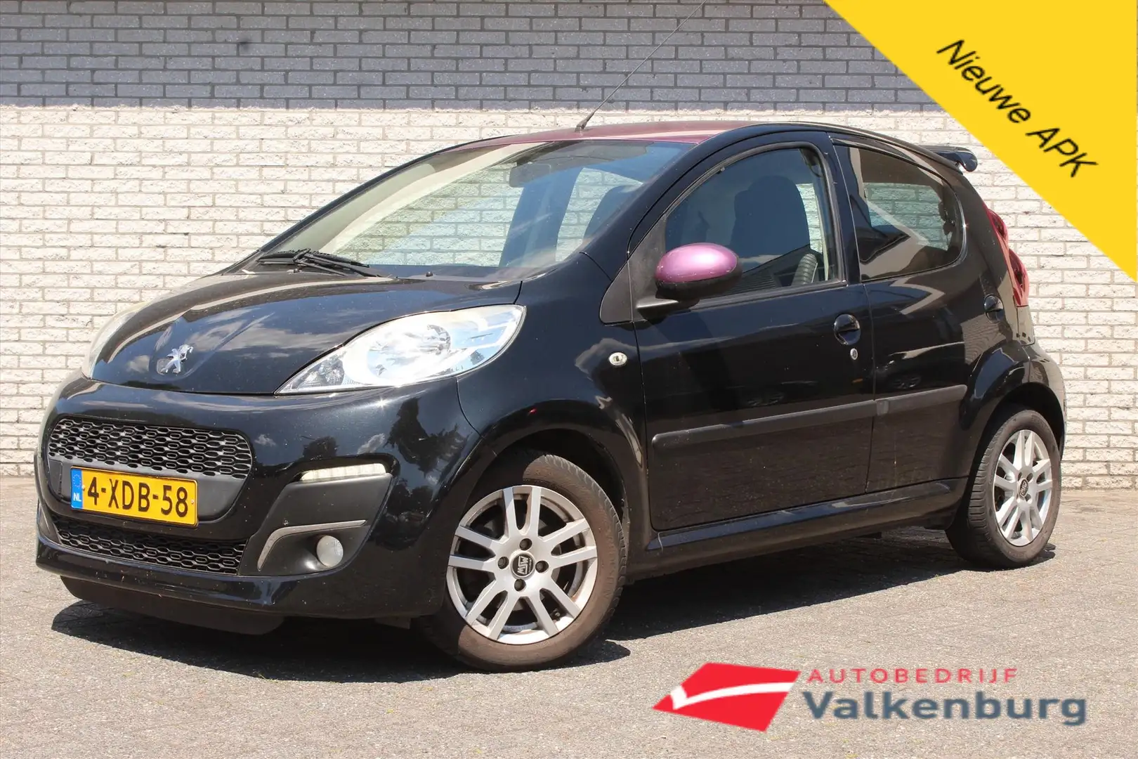 Peugeot 107 1.0 68PK 5D Active | Airco Noir - 1