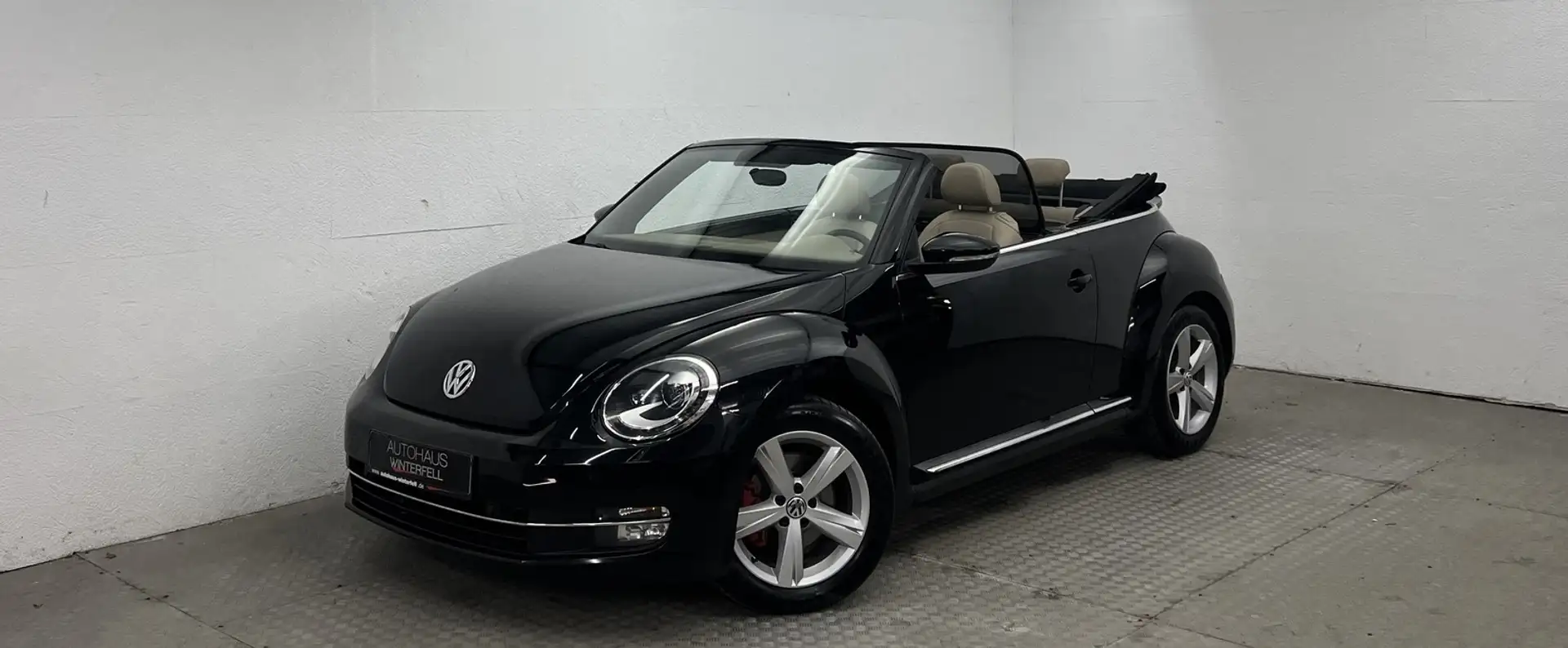 Volkswagen Beetle Cabriolet 2.0 TSI SPORT BI-XENON+NAVI+ Negro - 1