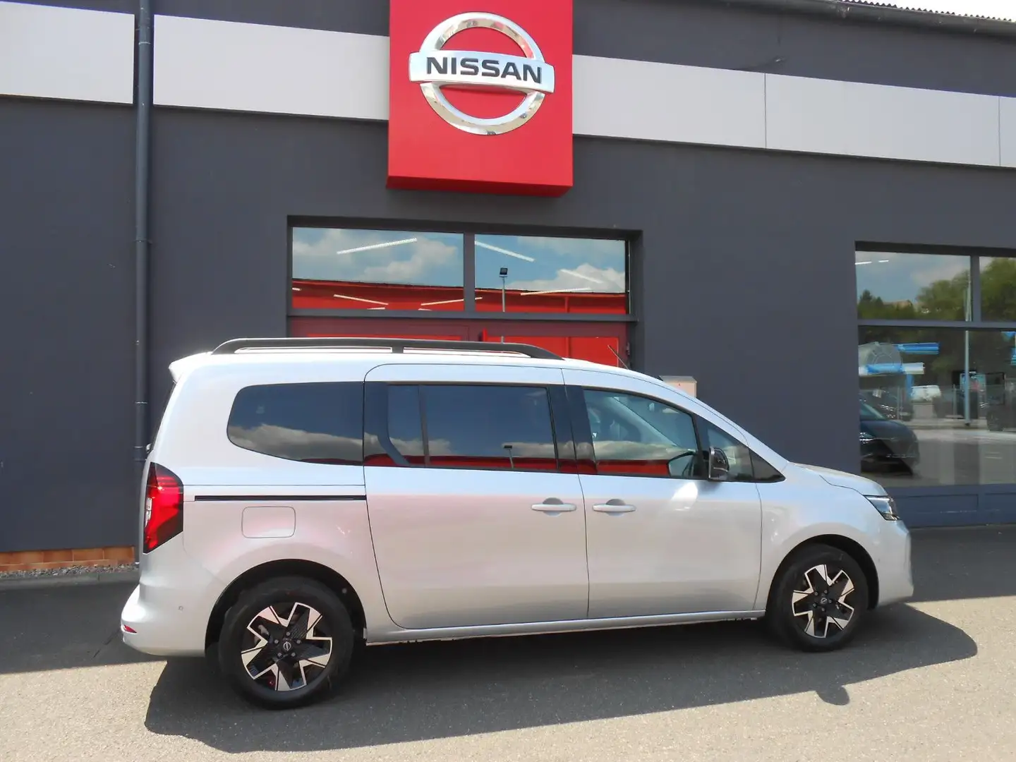 Nissan Townstar Kombi L2 Tekna*AppleCarplay*7Sitze Grau - 2
