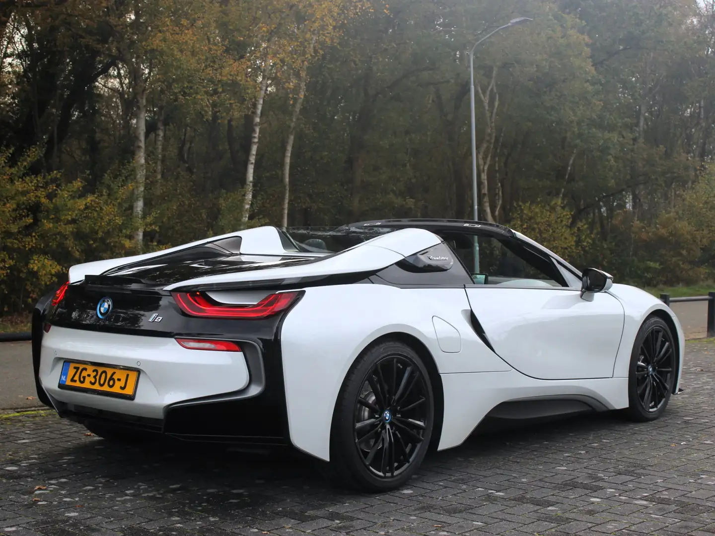 BMW i8 Roadster 1.5 NL-Auto Nieuwstaat! Wit - 2