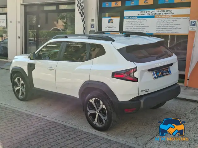 Dacia Duster view 6