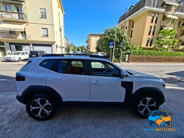Dacia Duster view 5