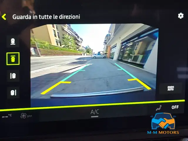 Dacia Duster view 12