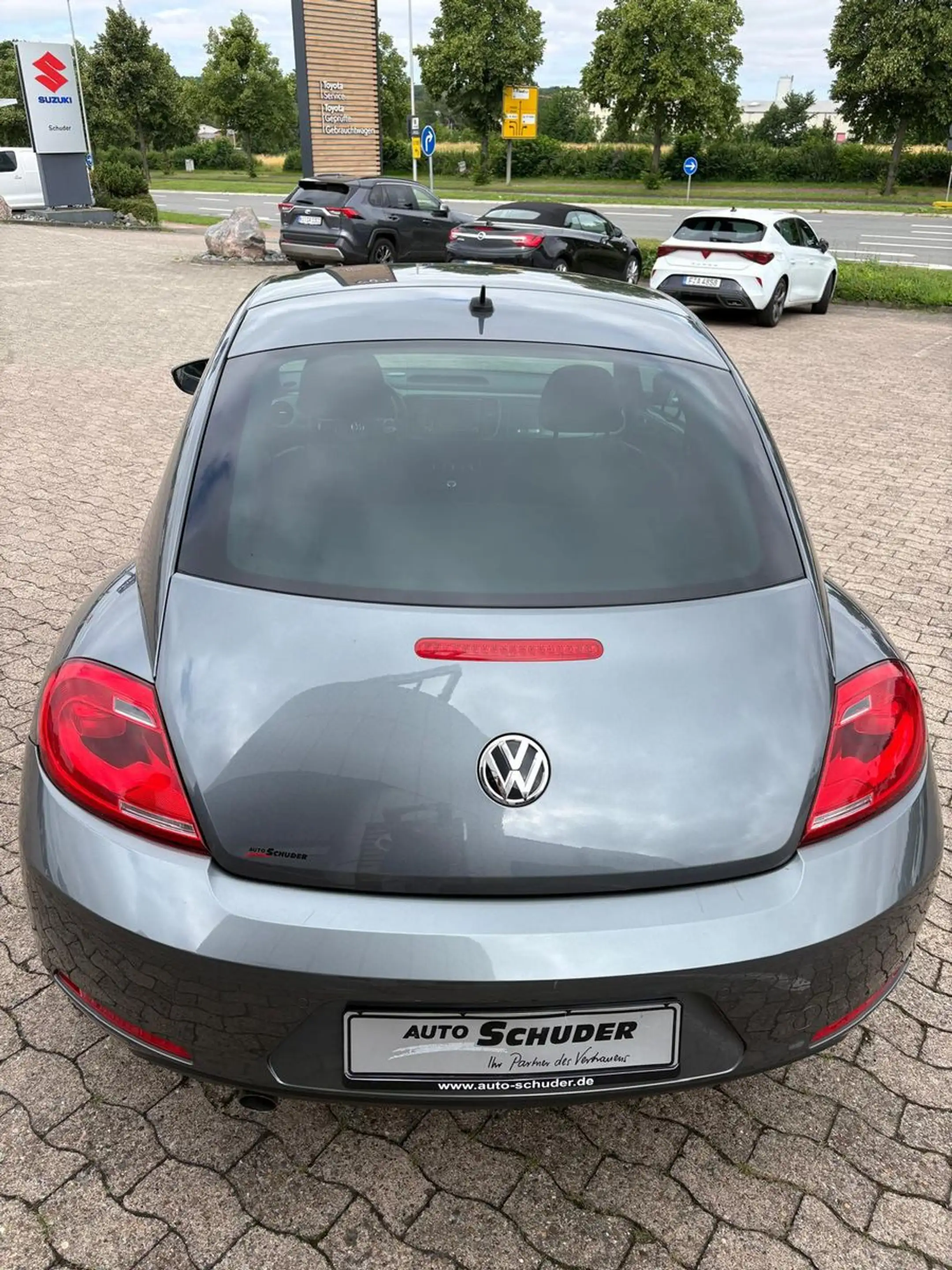 Volkswagen Beetle Lim. Design — photo 3