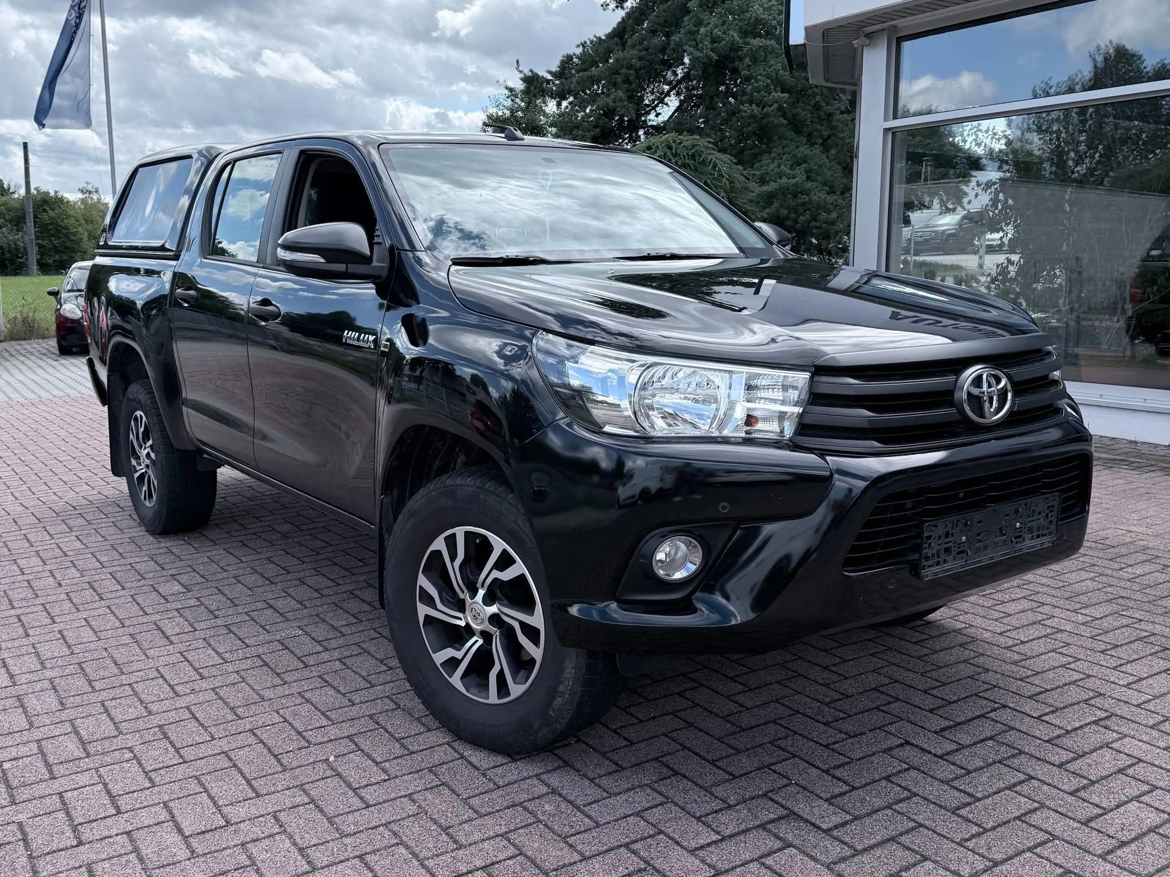 Toyota Hilux Double Cab Duty 4x4