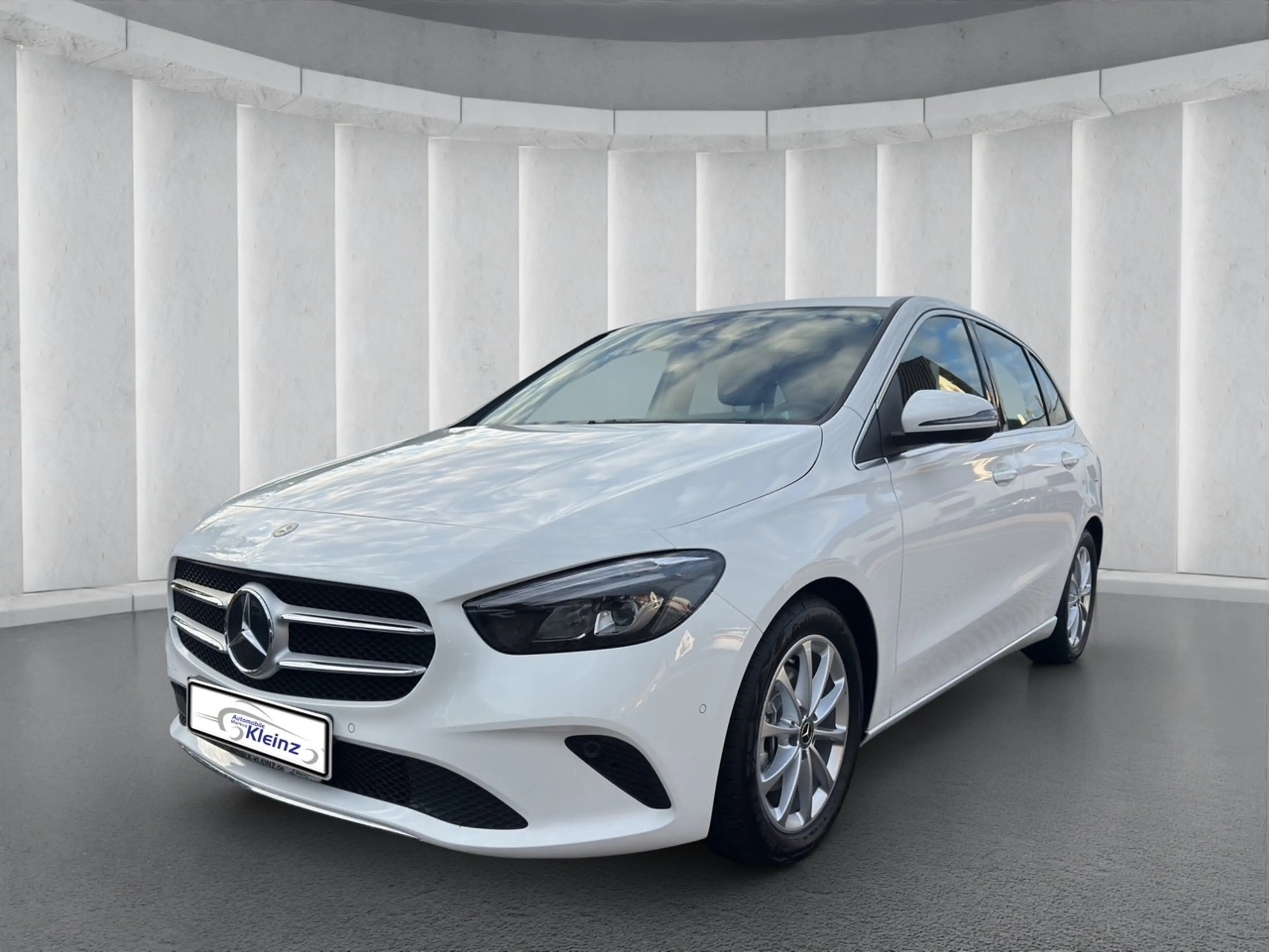 Mercedes-Benz B 200 LED+KLIMA+CARPLAY+SITZHEIZUNG+R-KAMERA