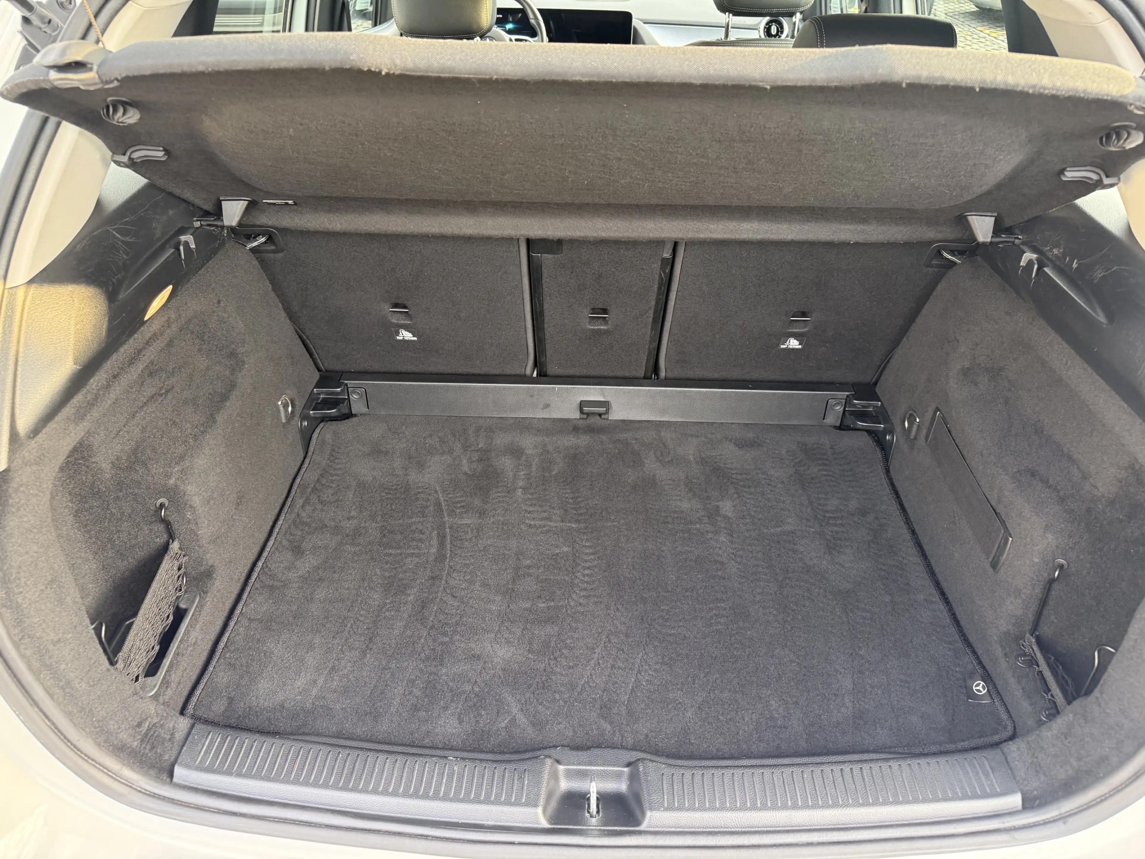 Mercedes-Benz B 200 LED+KLIMA+CARPLAY+SITZHEIZUNG+R-KAMERA — photo 14