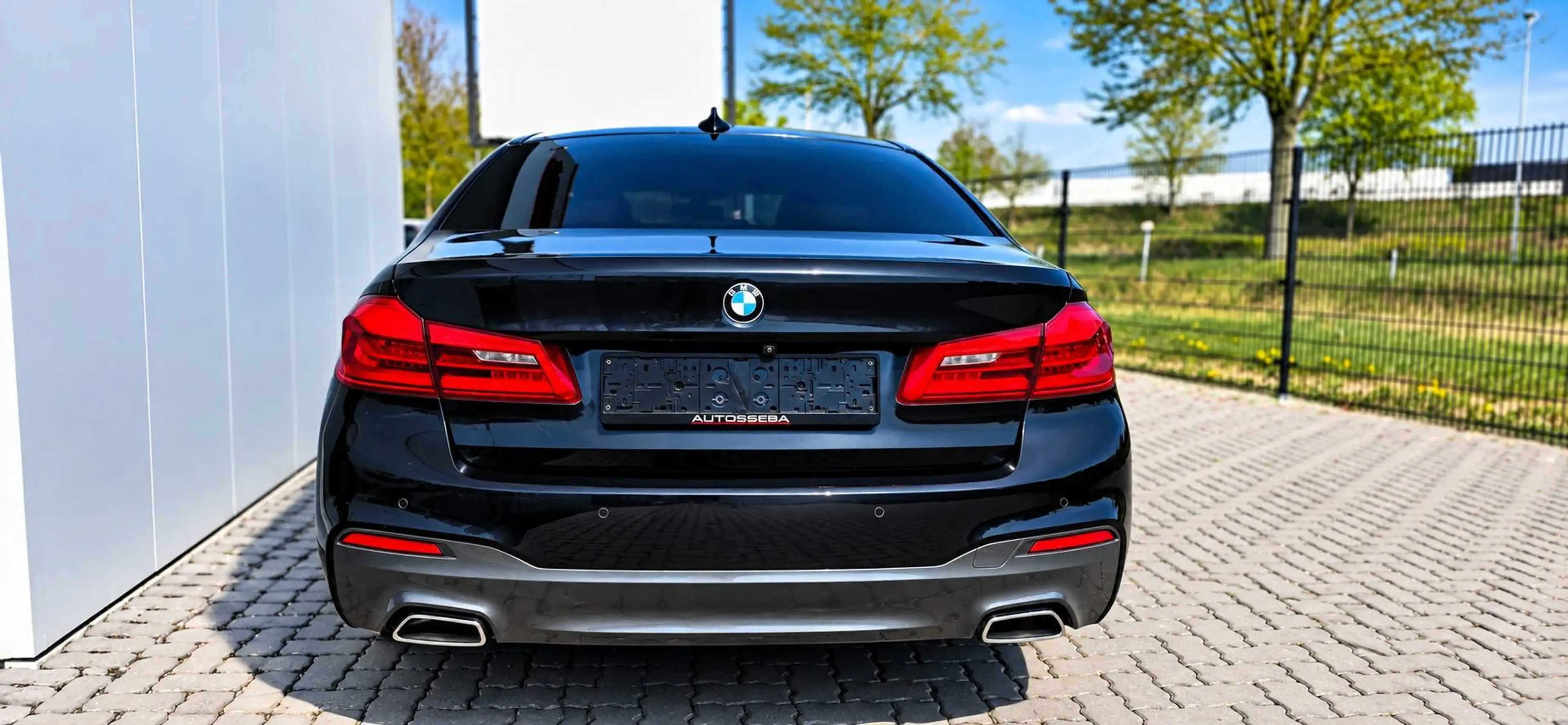 BMW 525 dA M Performance *Bowers&Wilkins/Camera/Garantie* — photo 4