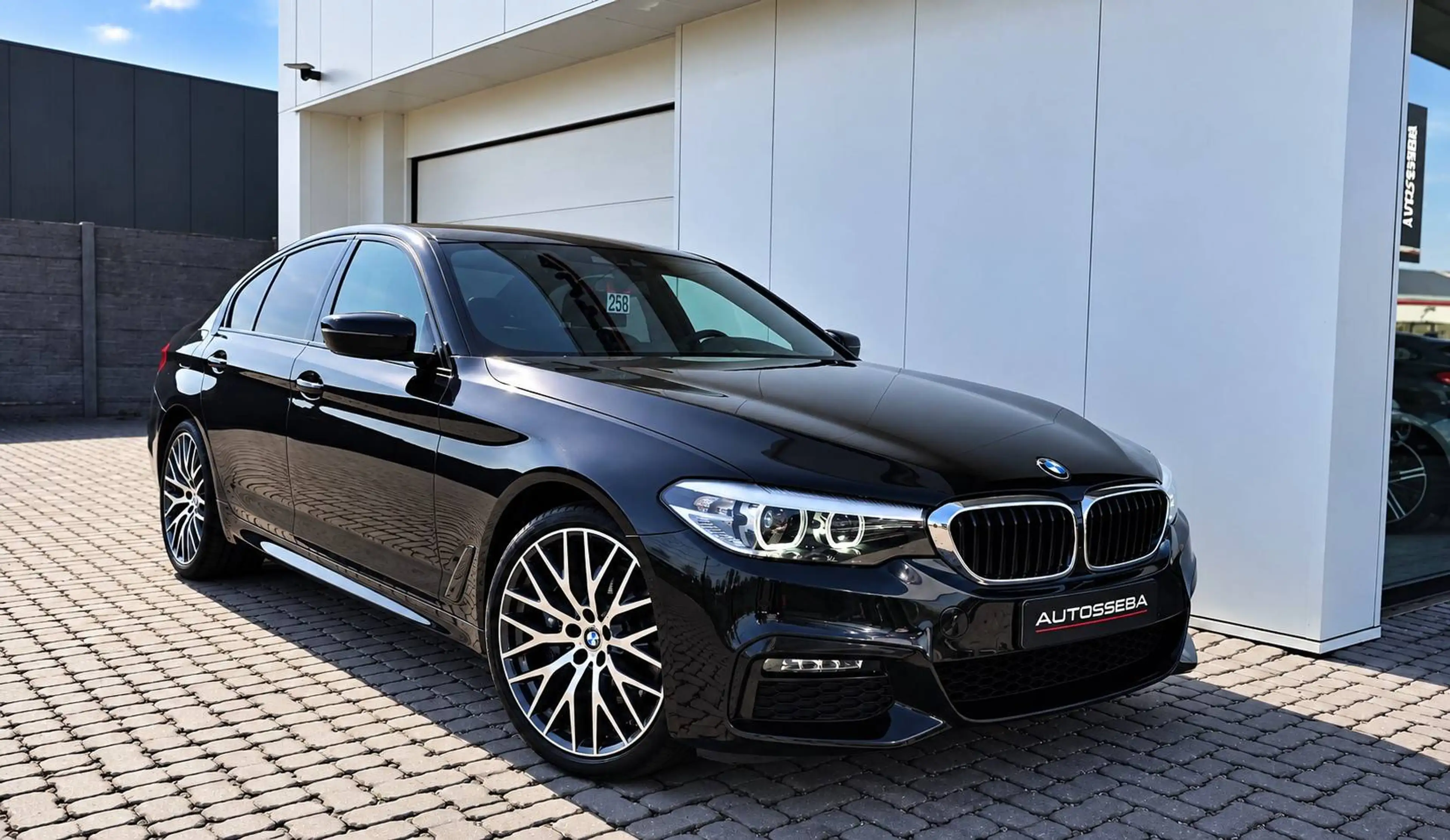 BMW 525 dA M Performance *Bowers&Wilkins/Camera/Garantie* — photo 2