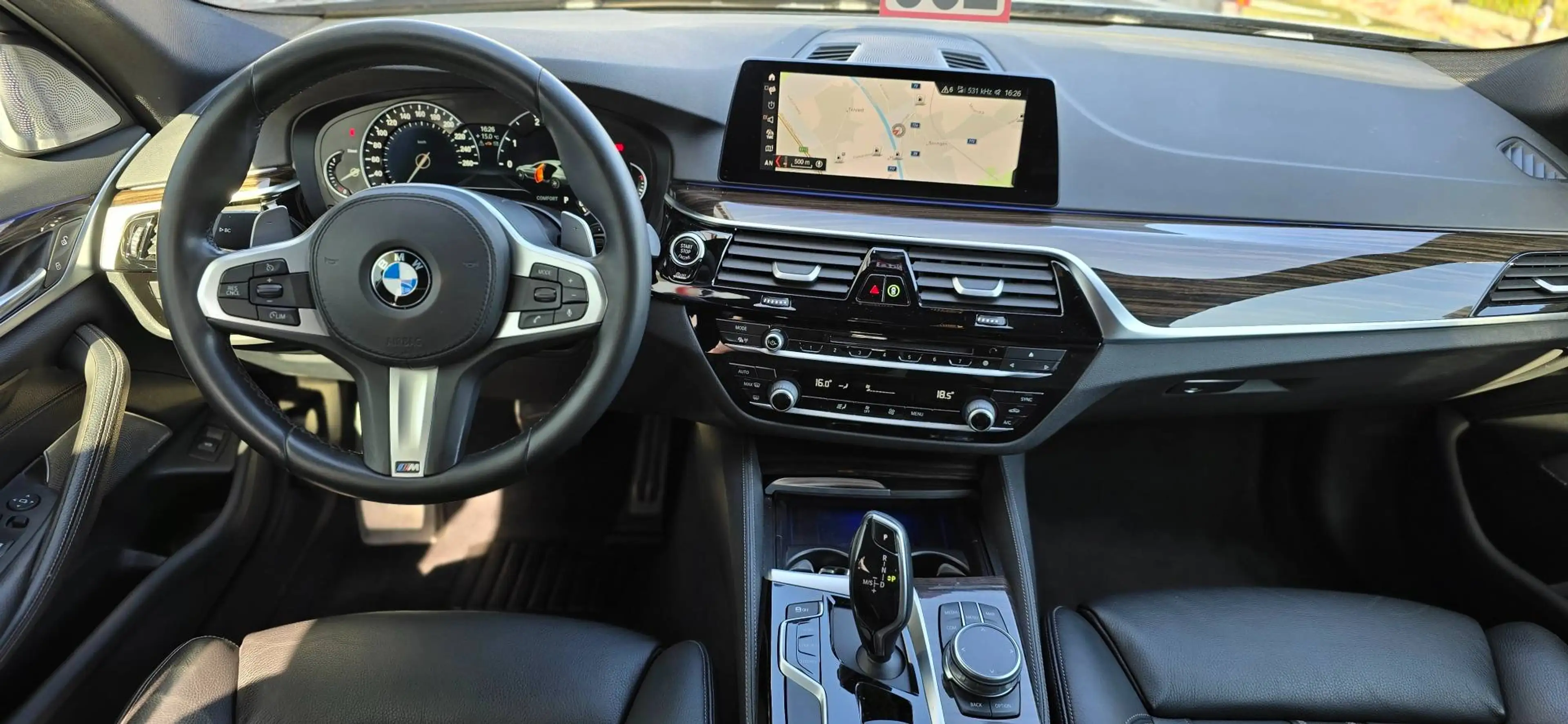 BMW 525 dA M Performance *Bowers&Wilkins/Camera/Garantie* — photo 7