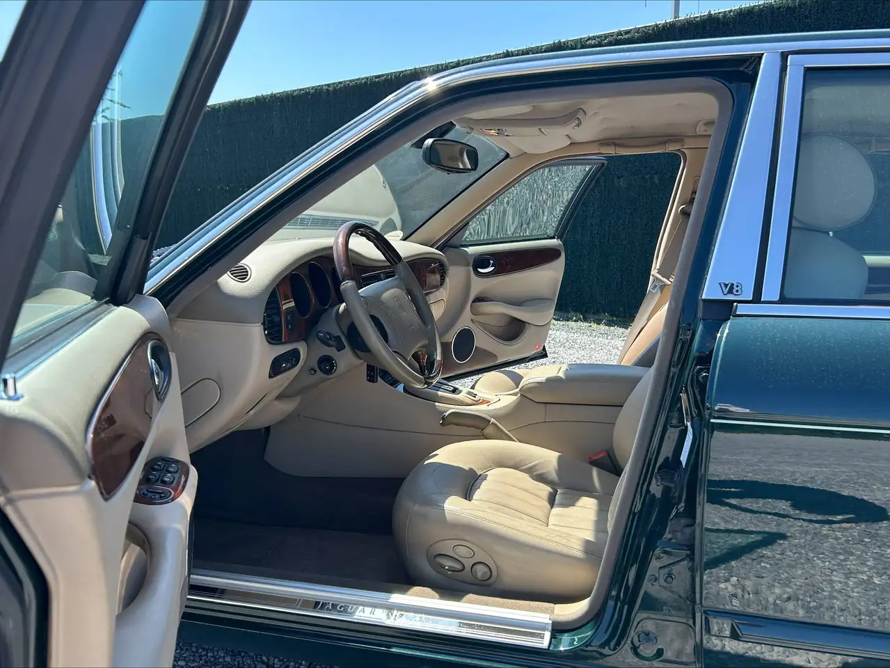 Jaguar XJ8 3.2i V8 Sovereign, foto 12