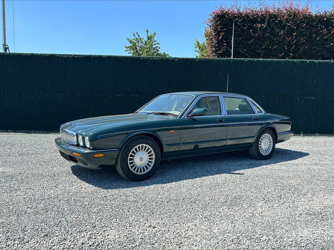Jaguar XJ8 3.2i V8 Sovereign, foto 2