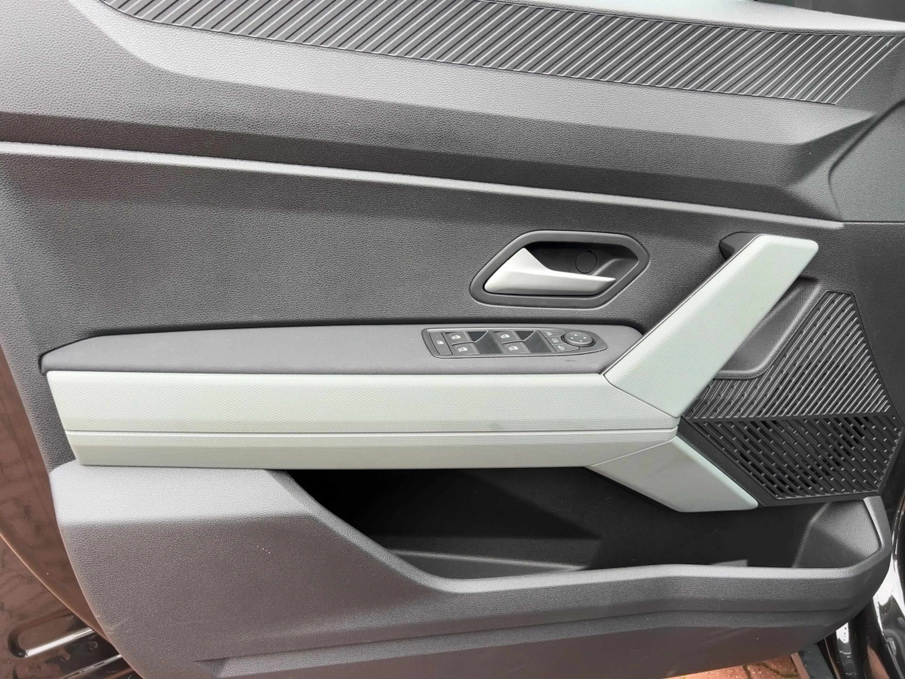 Dacia Bigster Extreme ECO-G 140 Rückfahrkamera PDC SD — photo 14