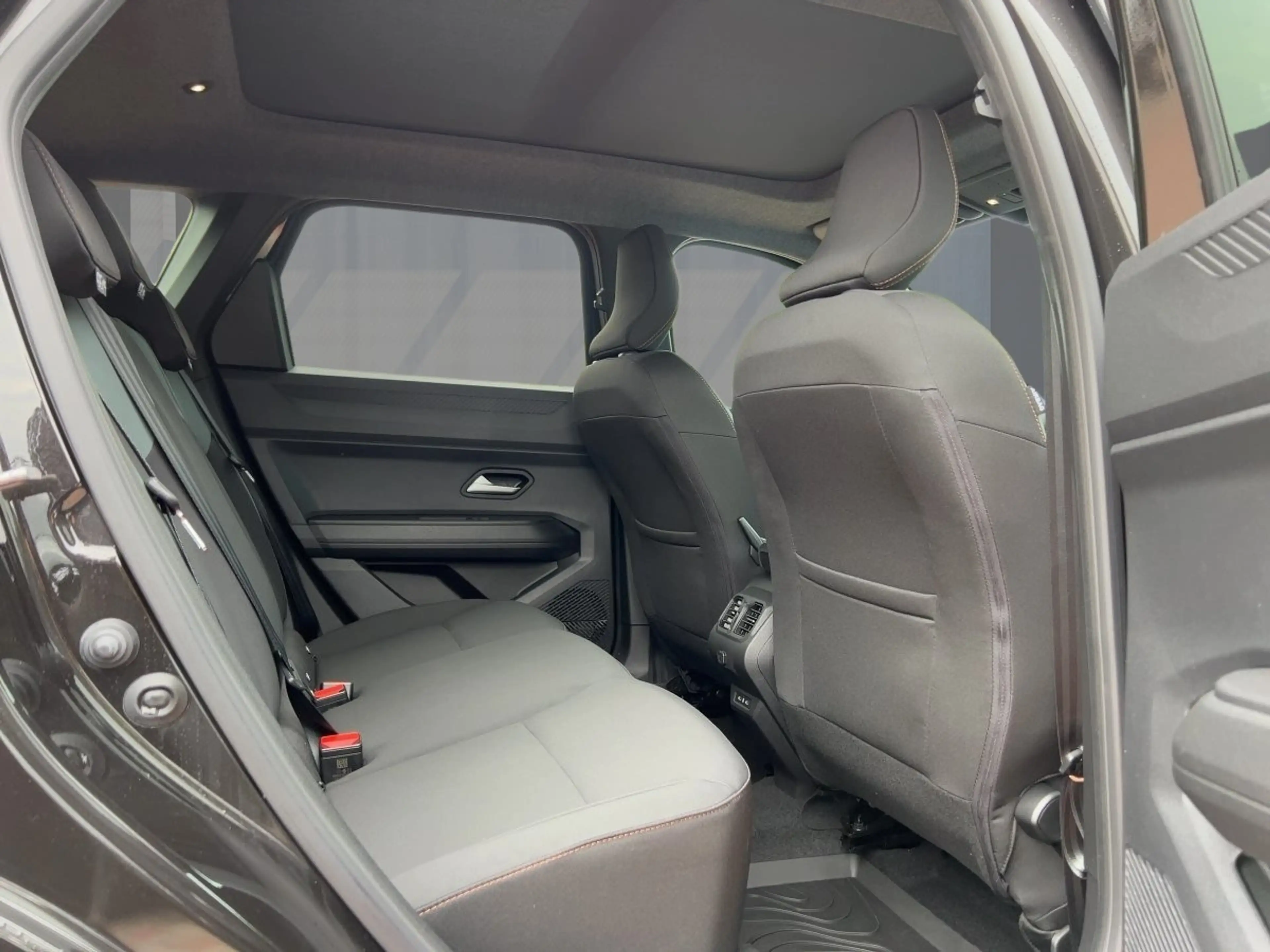 Dacia Bigster Extreme ECO-G 140 Rückfahrkamera PDC SD — photo 9