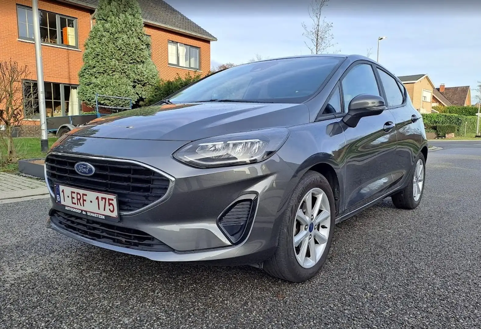 Ford Fiesta Fiesta 1.0 EcoBoost connect Gris - 1
