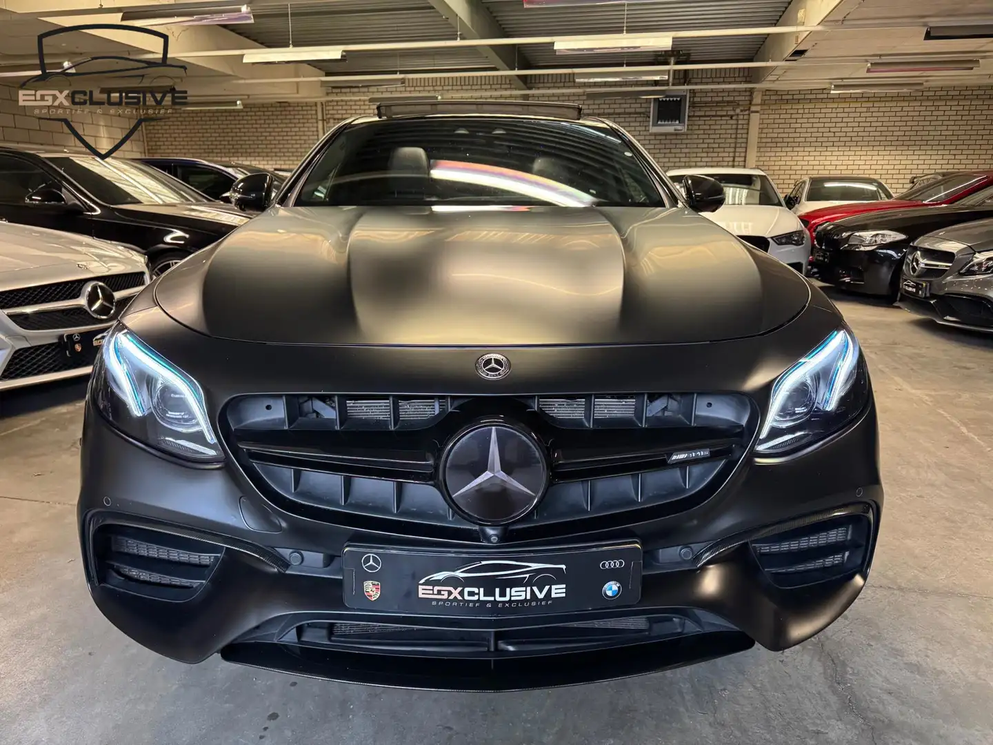Mercedes-Benz E 63 AMG S 4MATIC Premium Plus E63s Pano/Sterren/Burmester3 Negru - 2