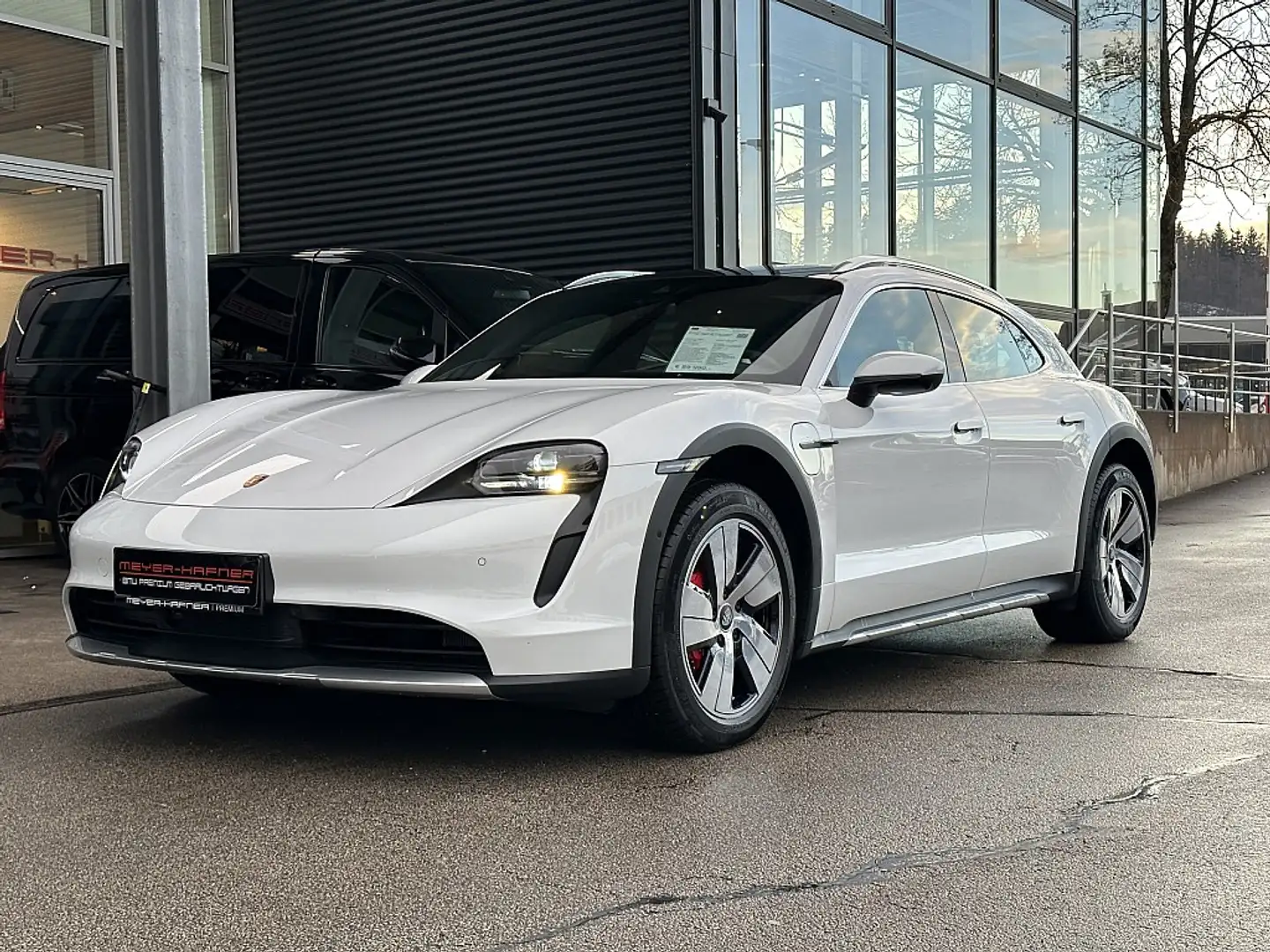 Porsche Taycan 4S Cross Turismo Sunshine Control / NEUZUSTAND! Weiß - 2