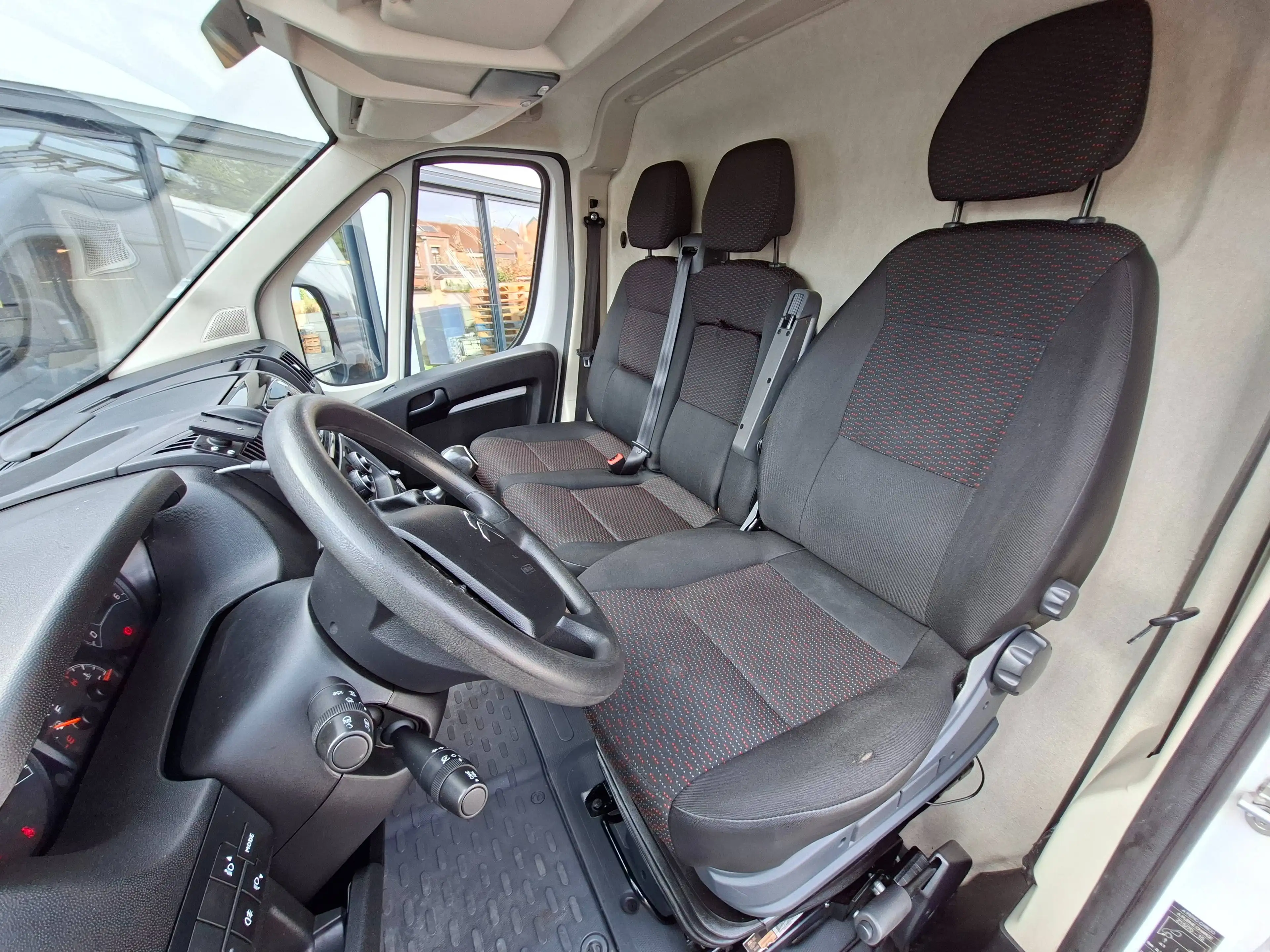 Citroen Jumper 2.2 BlueHDi L3 — photo 6