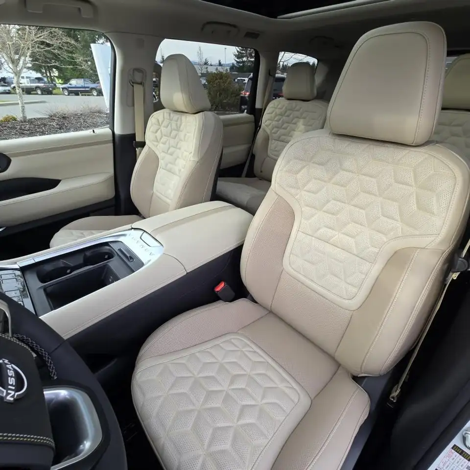 Nissan Armada снимка Nissan Armada