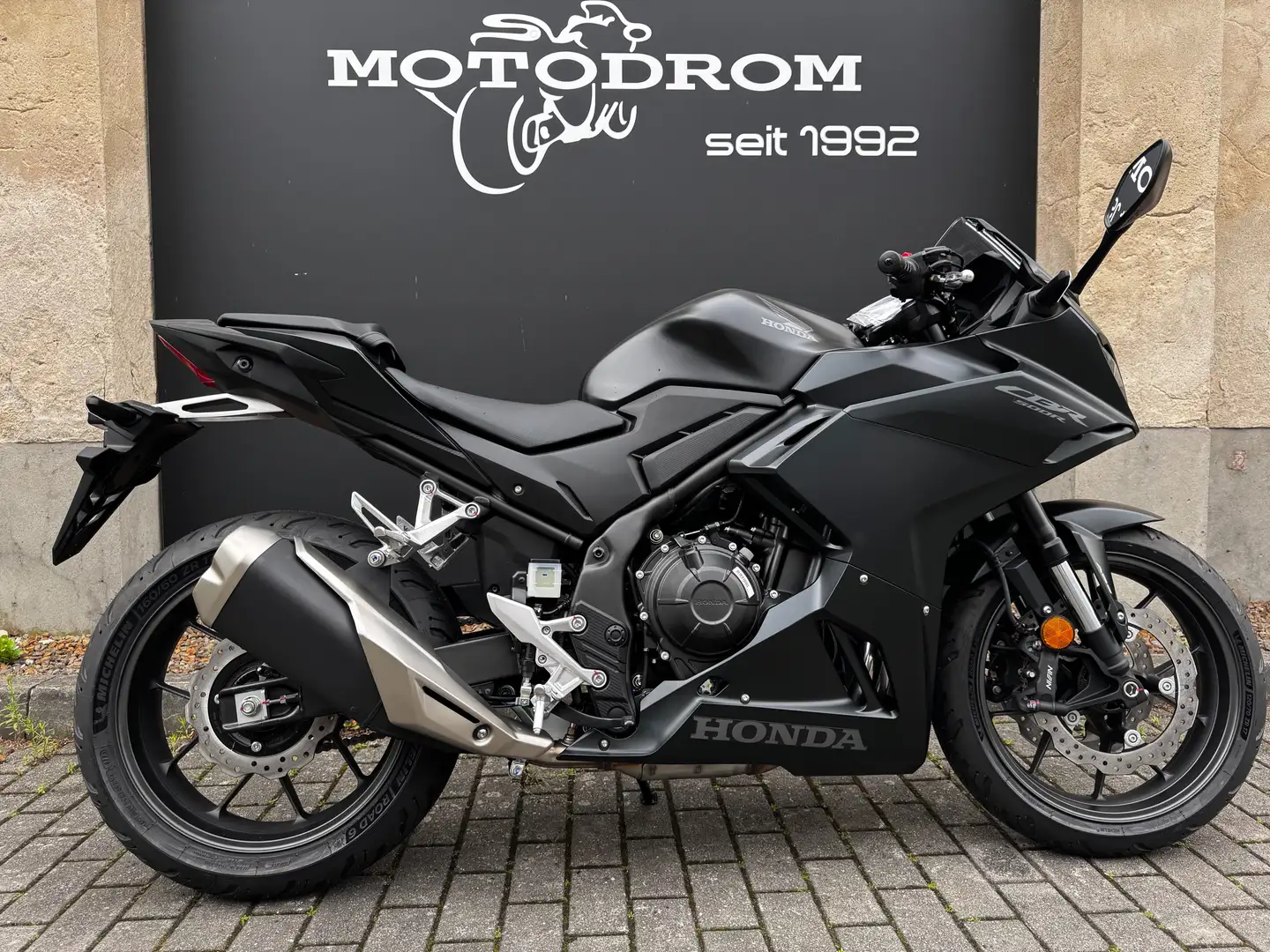 Honda CBR 500 R inkl. Preisgarantie / 6 Jahre Garantie Nero - 1