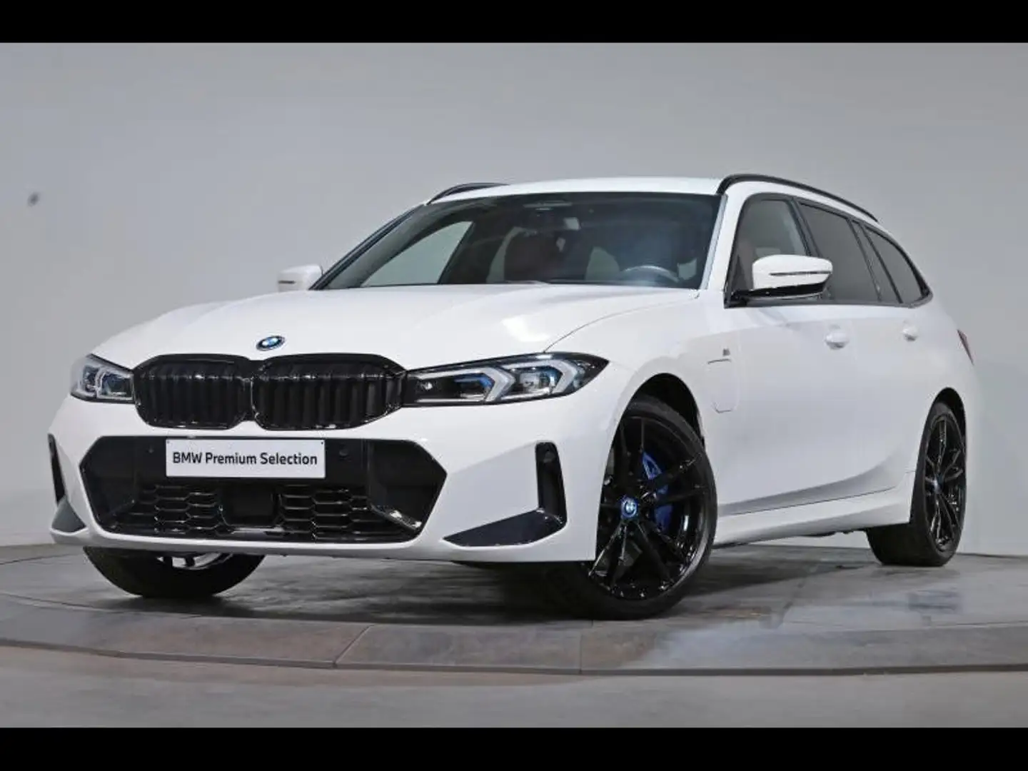 BMW 330 e Touring Kit M Sport Blanc - 2