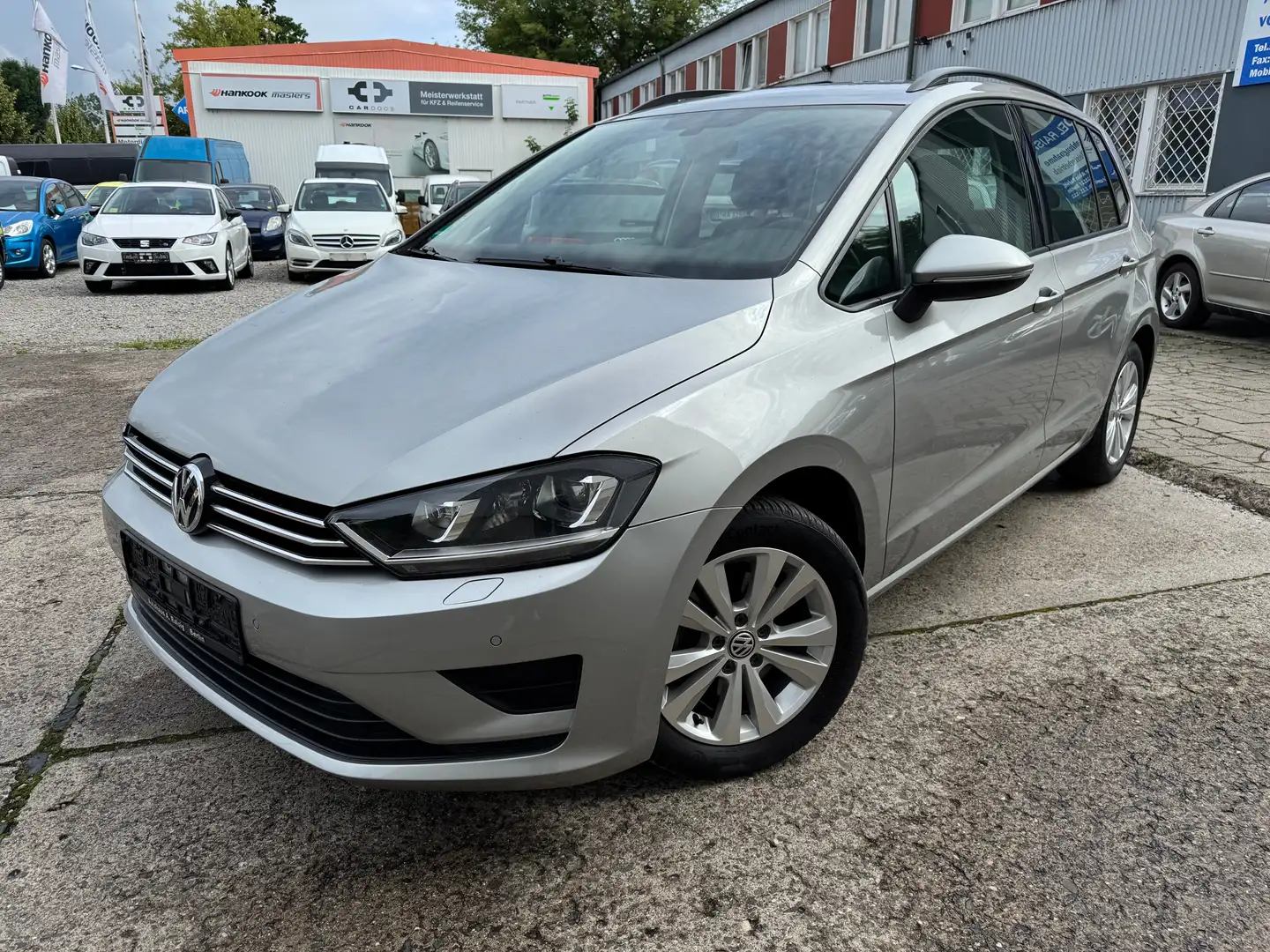 Volkswagen Golf Sportsvan 1.4L Comfortline BMT/Start-Stopp Silber - 1