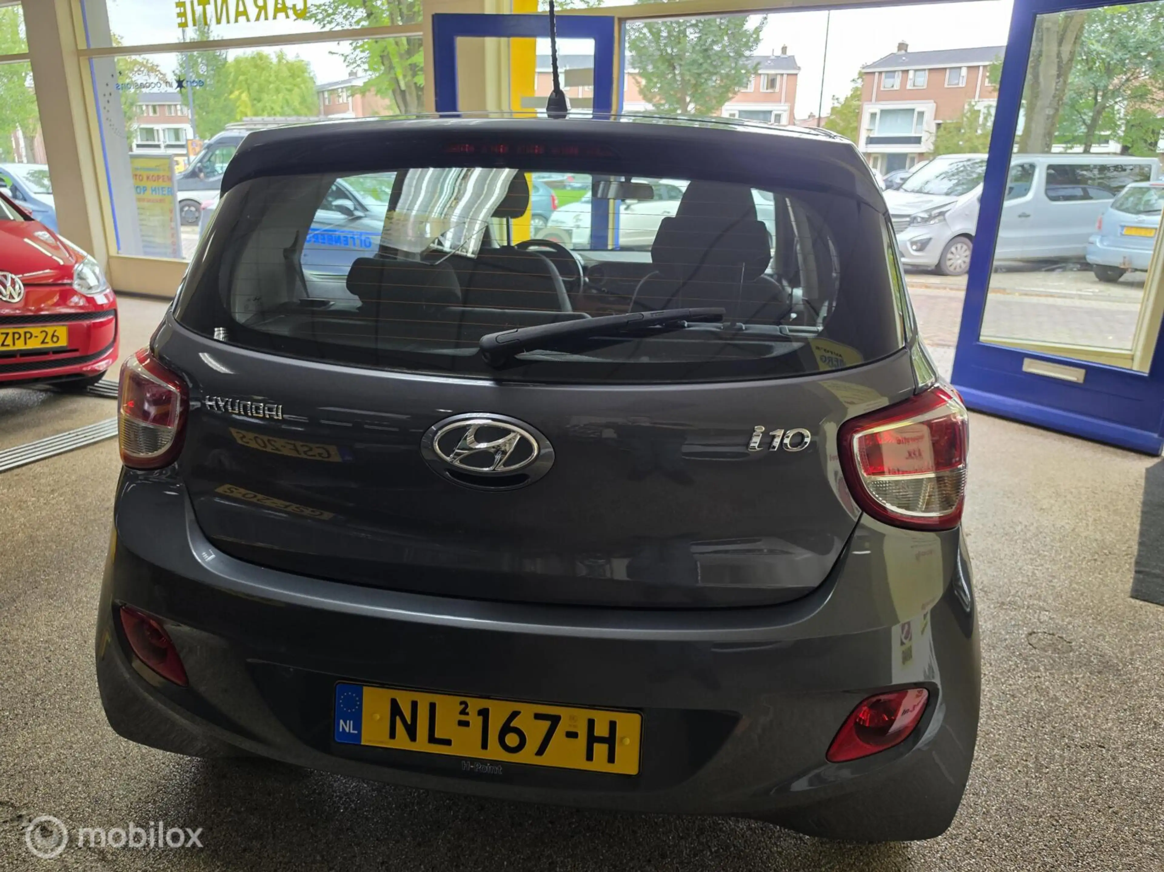 Hyundai i10 1.0i Go! 2017 — photo 7
