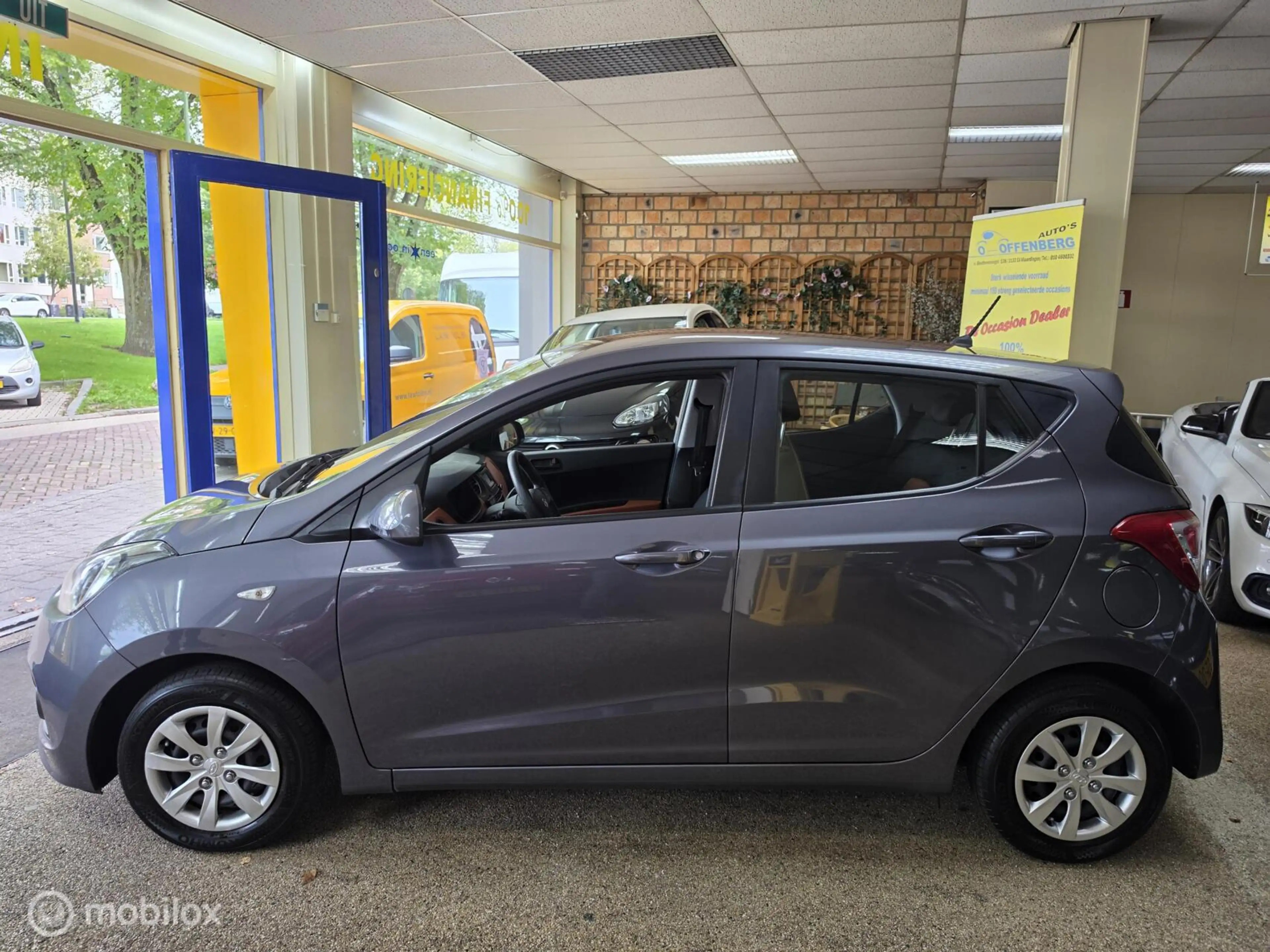 Hyundai i10 1.0i Go! 2017 — photo 4