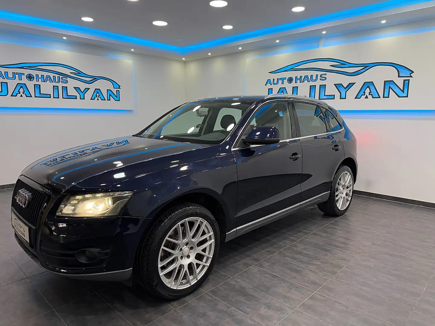 Audi Q5 3,0 TDI quattro  S-LINE, LEDER, LED+XENON Blauw - 2