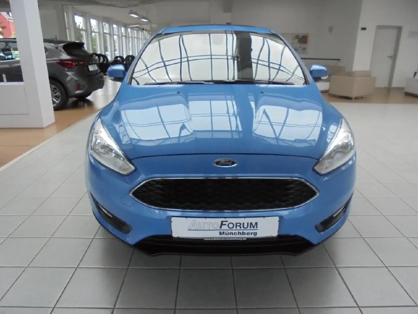 Ford Focus Business Bleu - 2