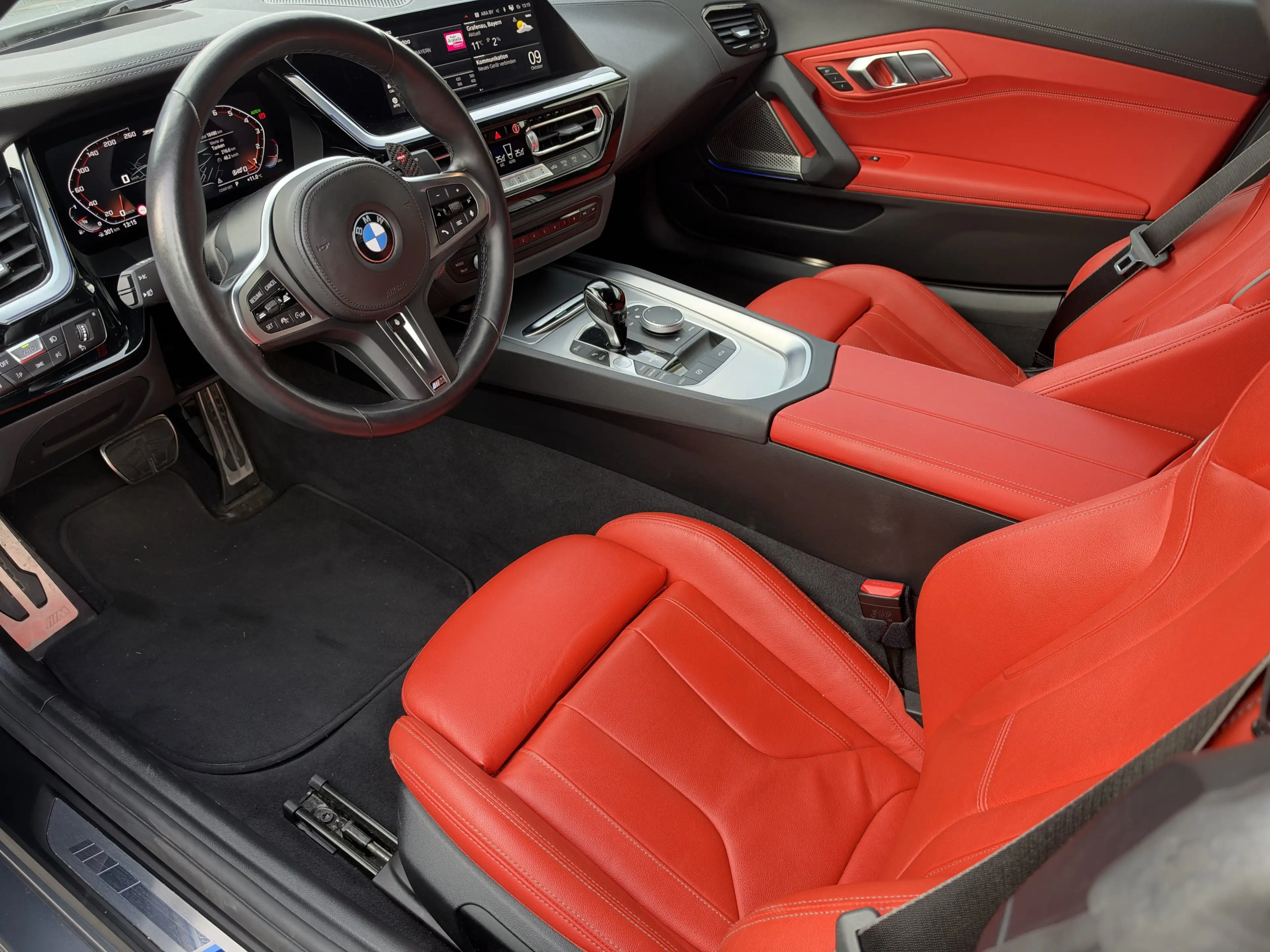 BMW Z4 M40i — photo 7