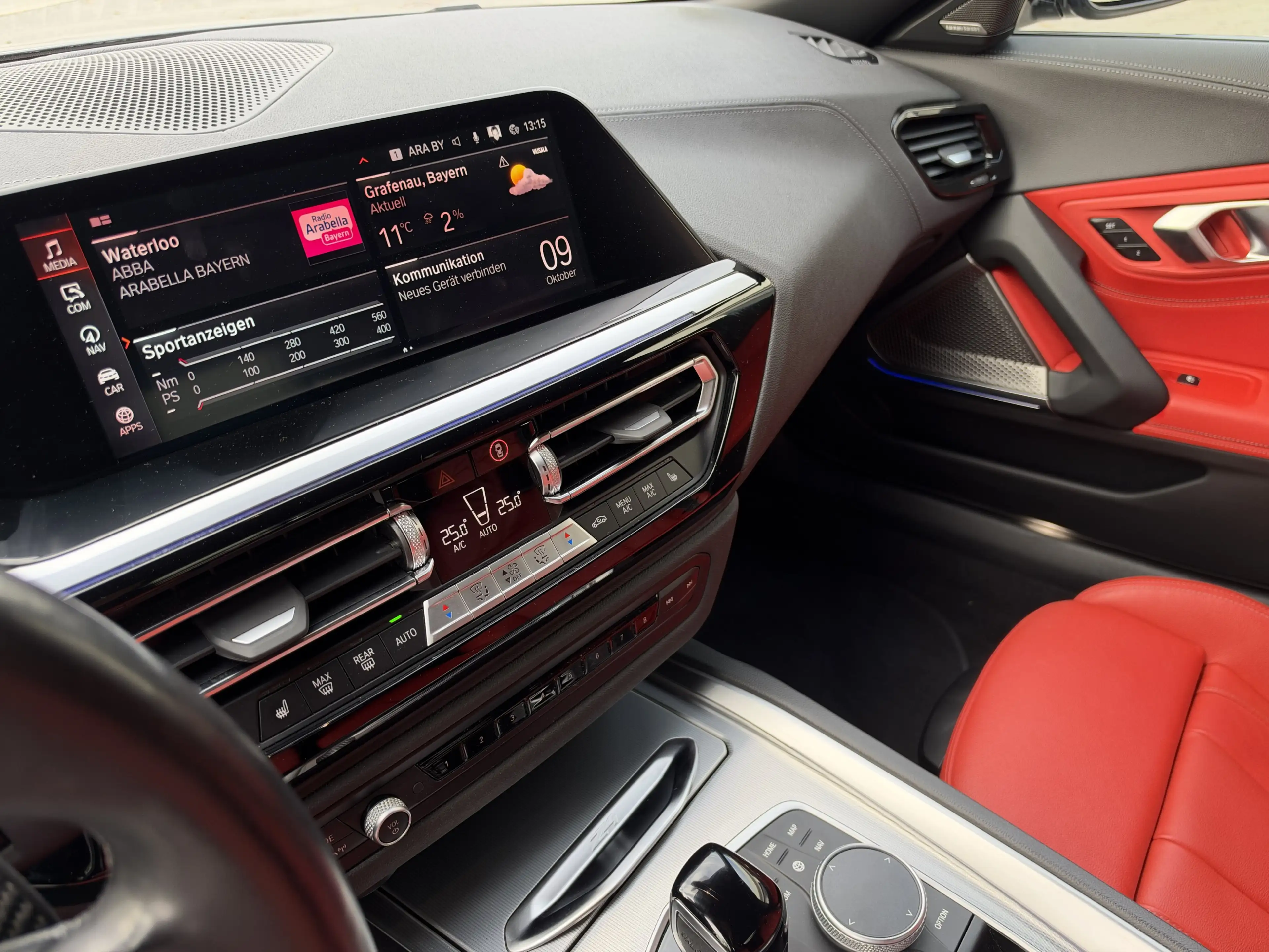 BMW Z4 M40i — photo 9