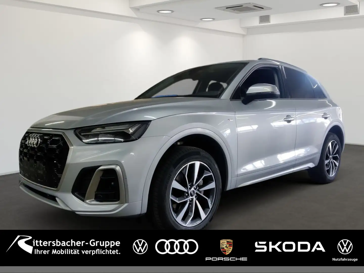 Audi Q5 40 TDI quattro s-line Busi+TourPaket AHK Gümüş rengi - 1