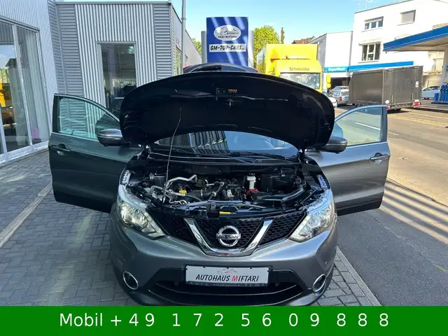 Nissan Qashqai view 2