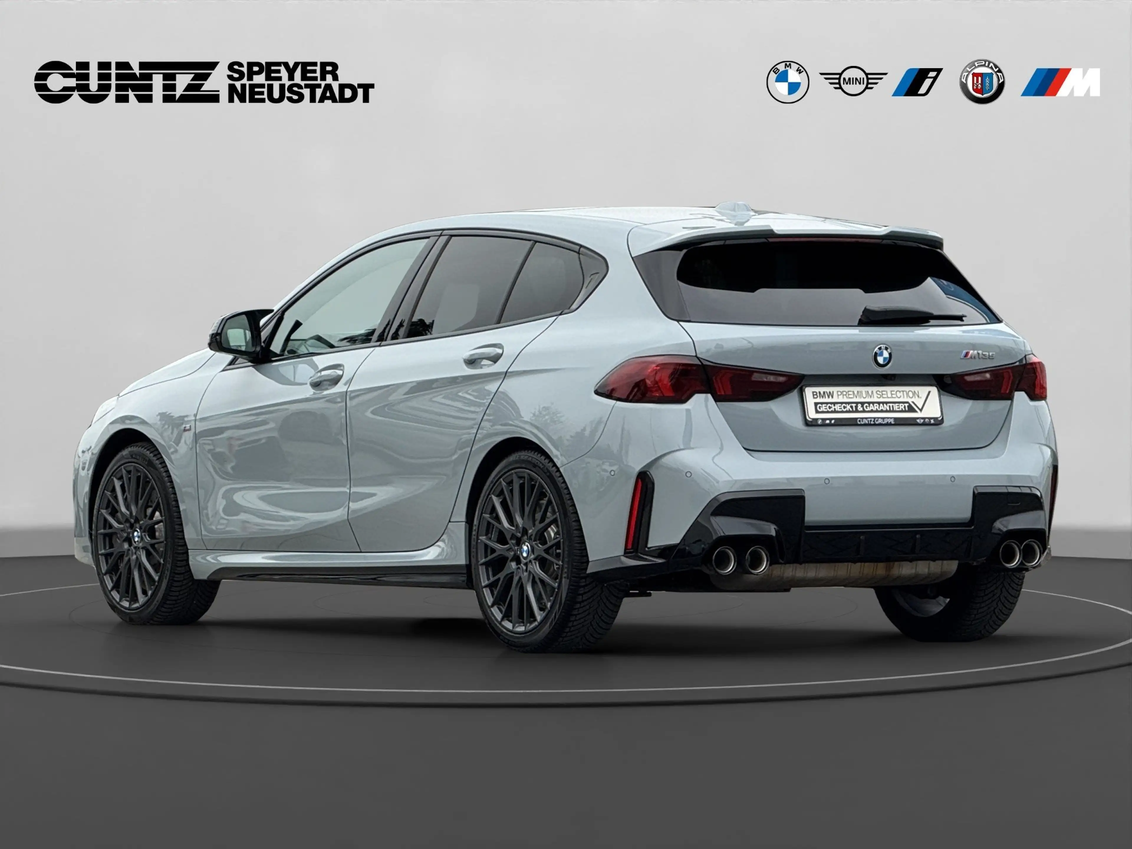 BMW 135 M135 xDrive Harman/Kardon Panorama DrivingAssistPr — photo 8
