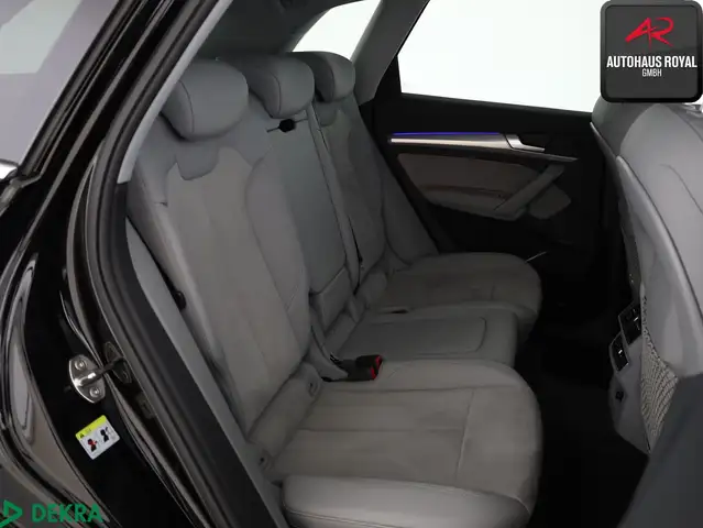 Audi Q5 view 13