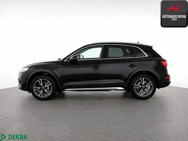 Audi Q5 view 2