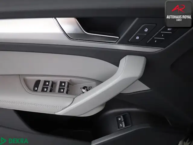 Audi Q5 view 15