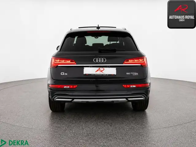 Audi Q5 view 4