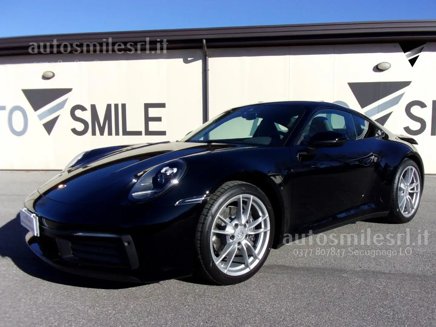 Porsche 992 Carrera 992 PDK IVA 100% esposta Zwart - 1