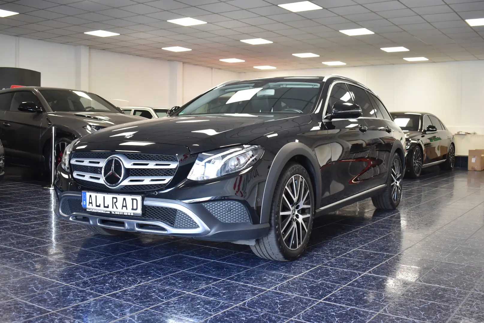 Mercedes-Benz E 400 d 4Matic All-Terrain Aut Nav LED Kamer AHK Schwarz - 2