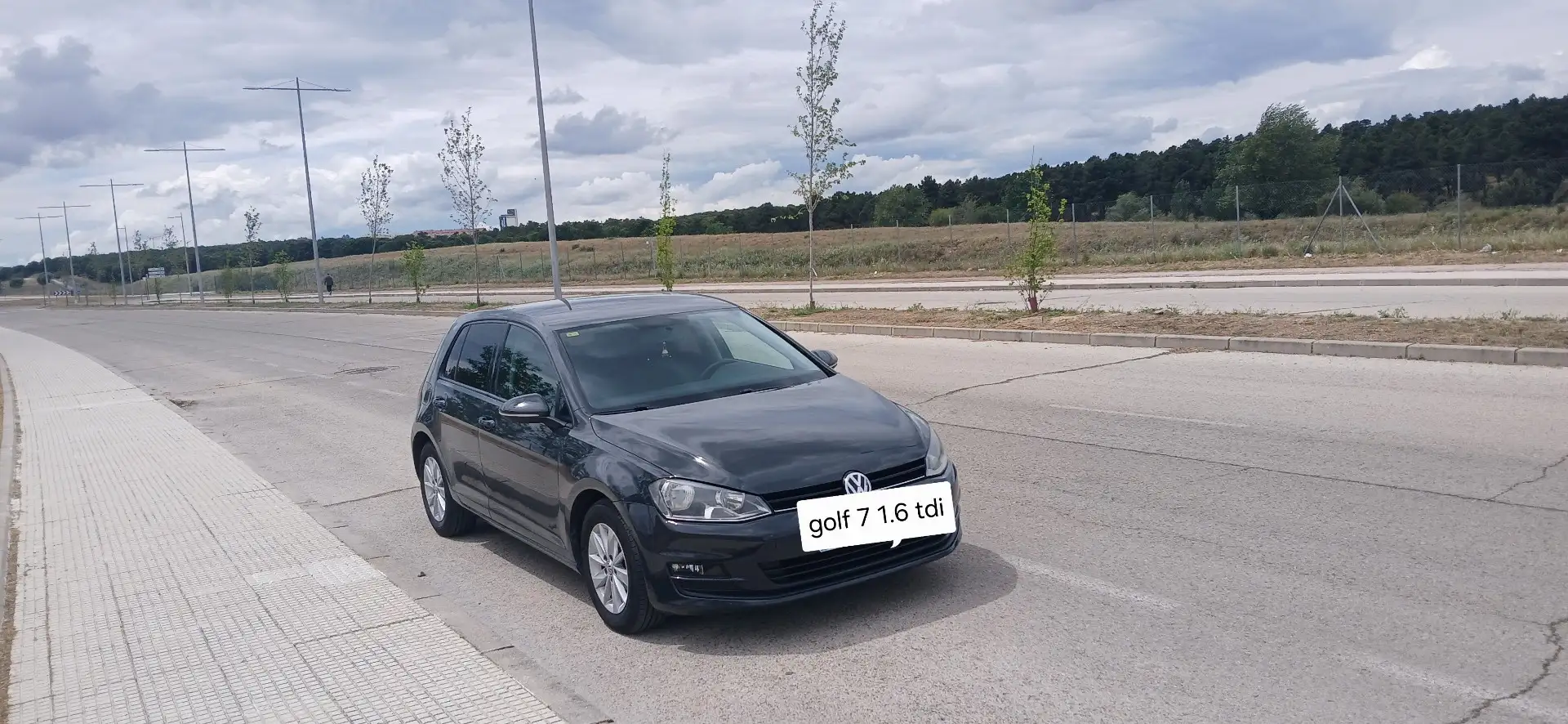 Volkswagen Golf 1.6TDI CR BMT Advance 105 - 1
