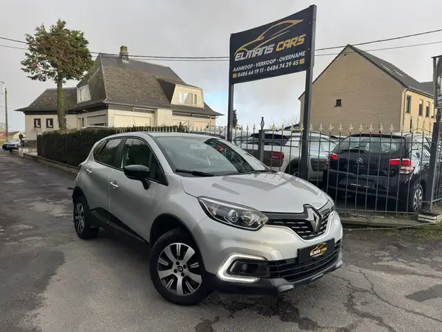 Renault Captur 0.9 TCe // 49.000km // NAVI // JANTES // 1ier PROP